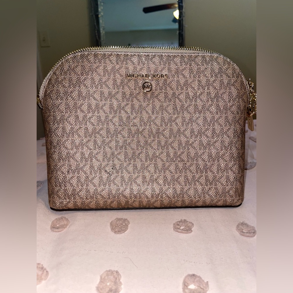 Michael Kors crossbody purse